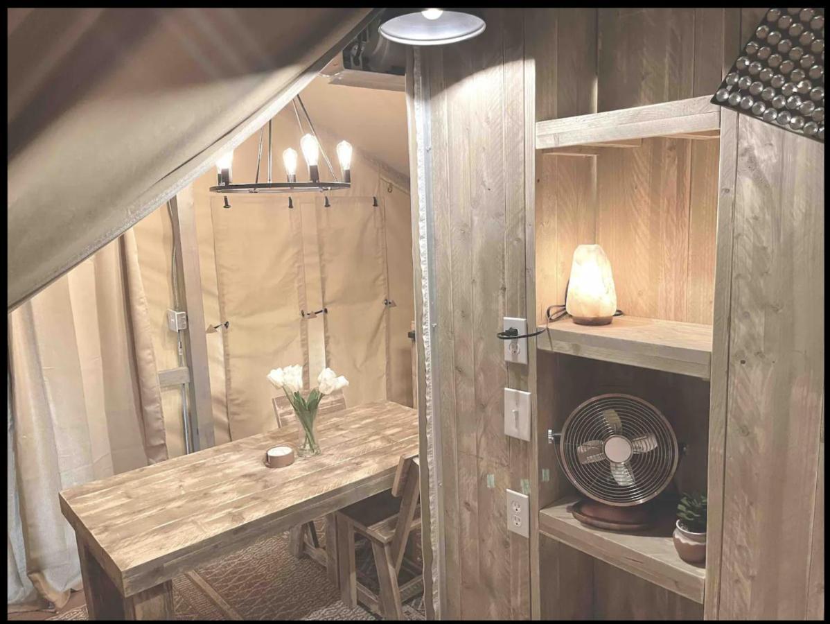 Firefly Season Glamping Hotell Sevierville Eksteriør bilde