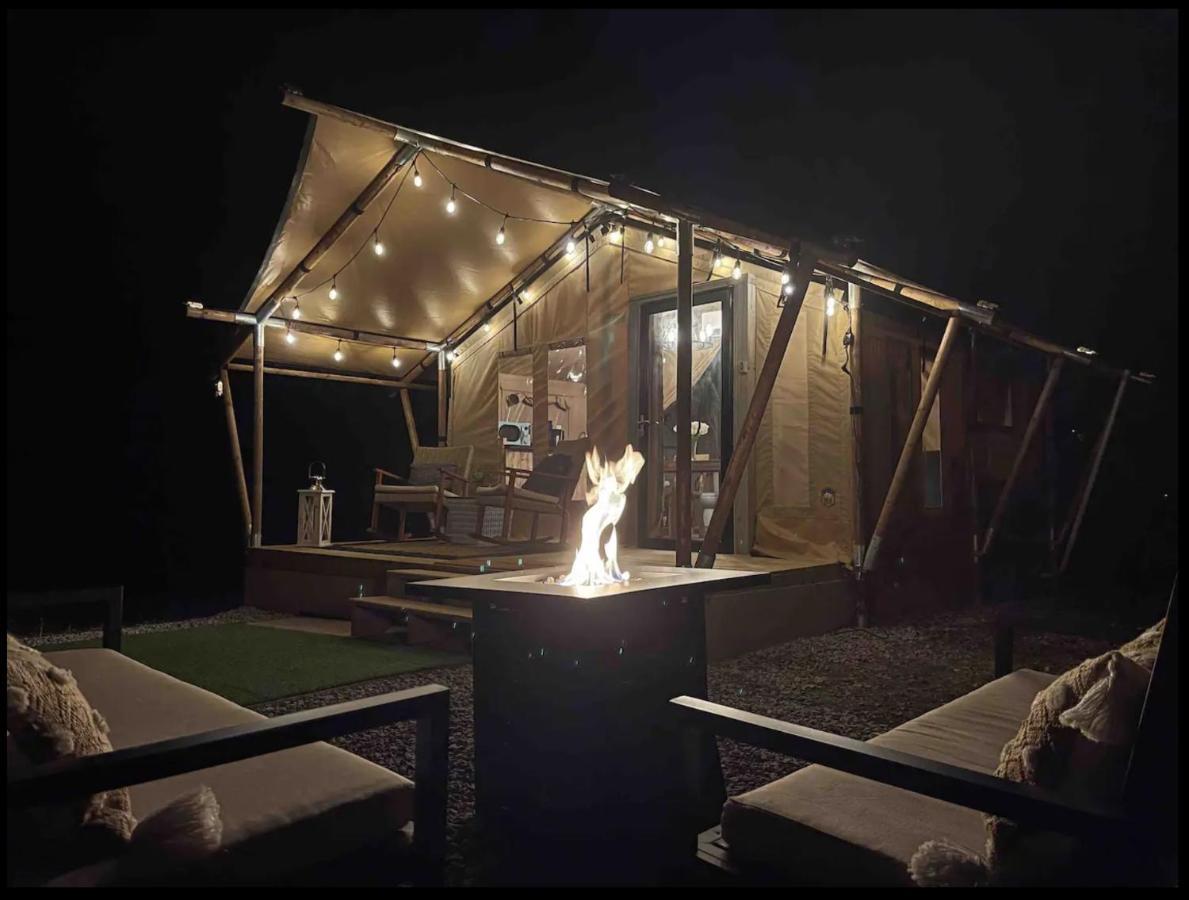 Firefly Season Glamping Hotell Sevierville Eksteriør bilde
