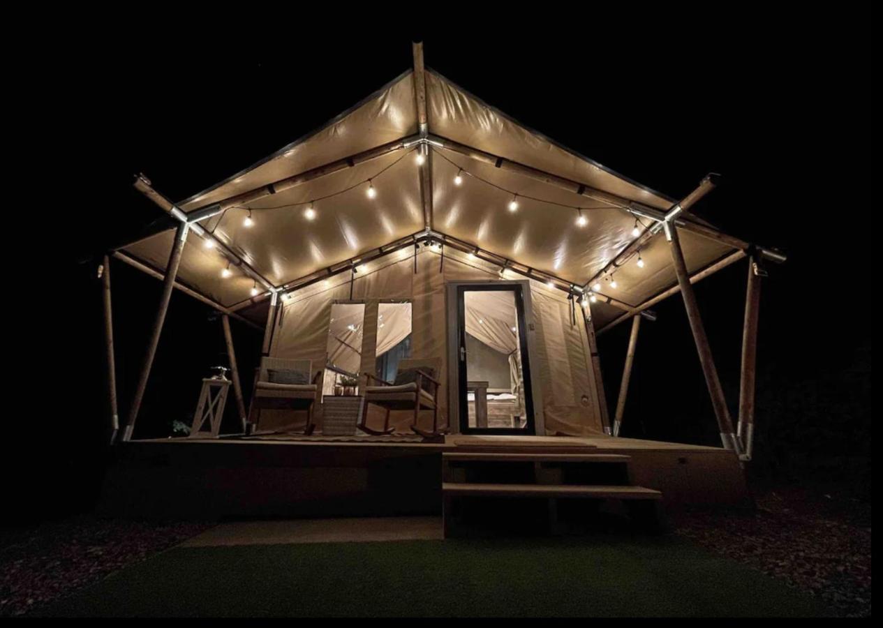 Firefly Season Glamping Hotell Sevierville Eksteriør bilde